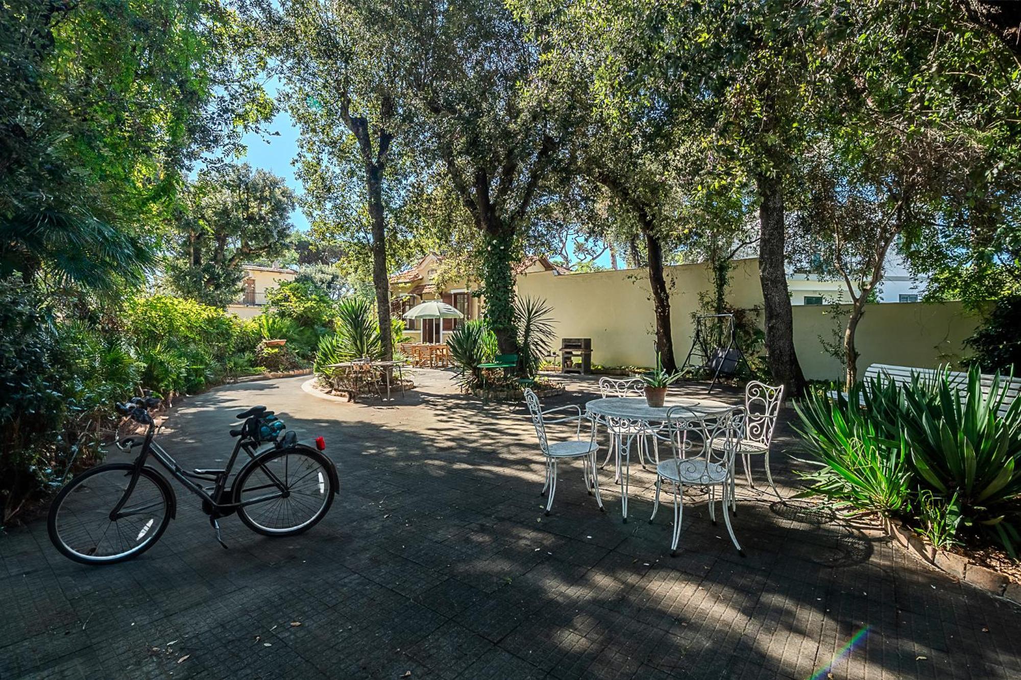 Exclusive Charming Villa - Free Parking 400 Mq Garden - Rome Airport - Roseto Villa Dream Фреджене Екстер'єр фото